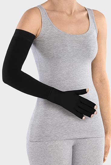 Juzo Expert Seamless with open fingers in combination with compression sleeve Glove with open fingers in combination with compression sleeve, black pepper